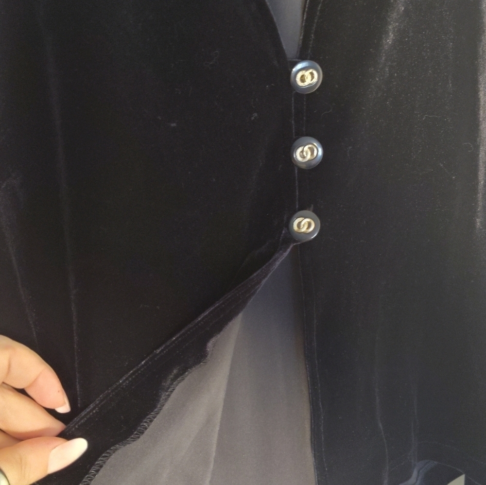 Vintage Kathie Lee Black Velvet Cardigan Size 22 #713 - Picture 2 of 3